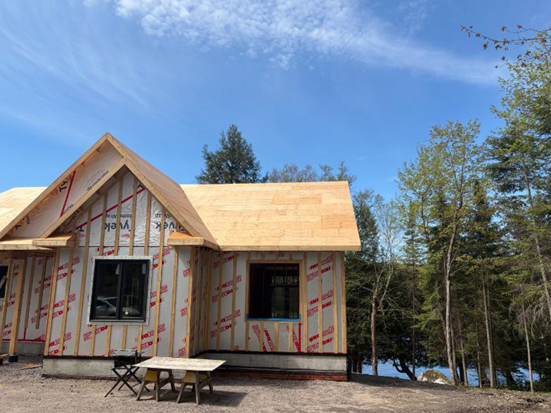 Parry Sound new roof decking installed for a Habitat for Humanity home build